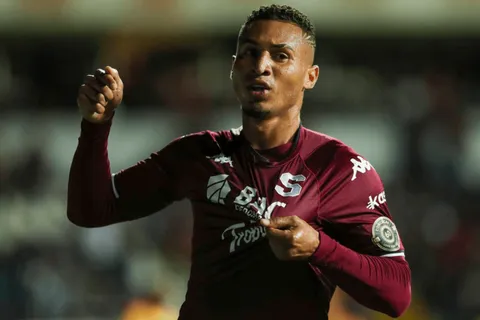 Jossimar Pemberton recuerda al Saprissa con cariño: "Es mi equipo"