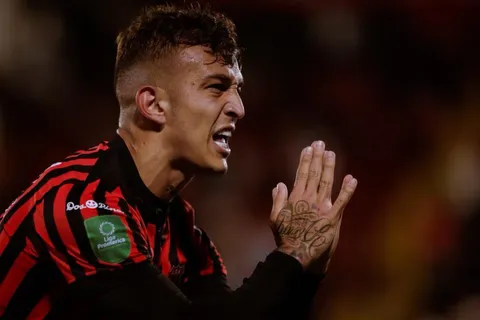 Alajuelense hace oficial la salida de Kenneth Vargas pero revelan algo que no se sabía: "Los manudos deben pagar"
