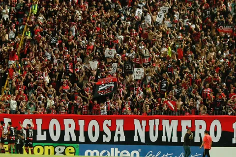Alajuelense vive una crisis antes de la revancha contra Herediano.
