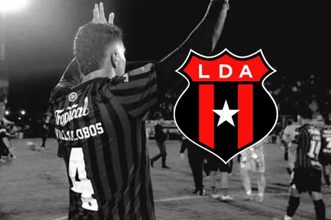“Lágrimas, miedo e incertidumbre”: Guillermo Villalobos se desahoga tras su lesión y la respuesta de Van der Putten conmueve a todo Alajuelense