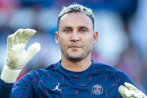 Keylor Navas protagoniza encrucijada entre PSG y Milan
