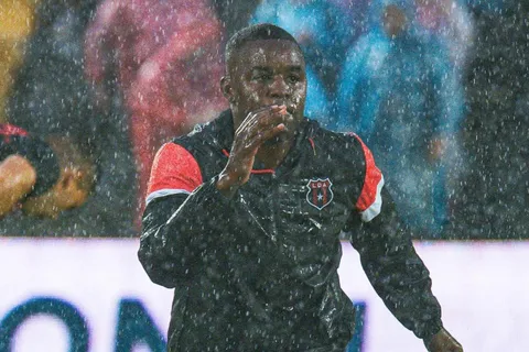 El mensaje de Joel Campbell a la afición de Alajuelense tras perder ante Herediano
