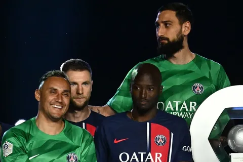 El sustituo de Navas podría complicar la próxima temporada de Gianluigi Donnarumma. (Foto: Getty Images)