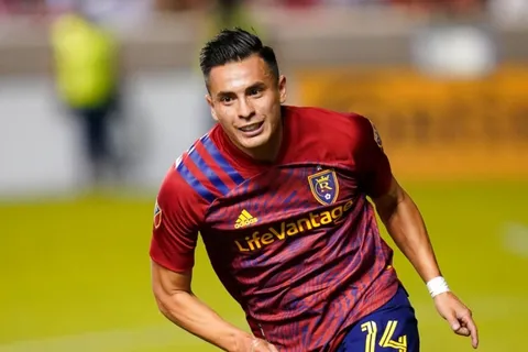 Rubio Rubín dará a conocer en qué Selección jugará