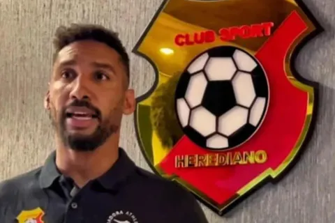 "Ni un peso": Marcel Hernández se cansa y admite lo que todo Herediano quería saber sobre su renovación