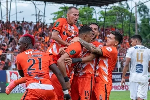 Empate de dientes apretados en Puntarenas deja un sabor dulce al Cartaginés
