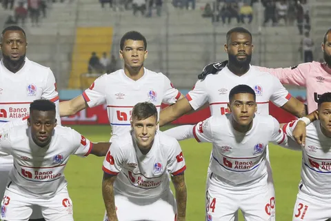 Olimpia toma determinación final en el mercado de fichajes ante rumores de dos sudamericanos