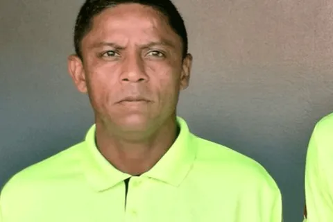 Arbitro y recolector de basura de Panamá irá al Mundial