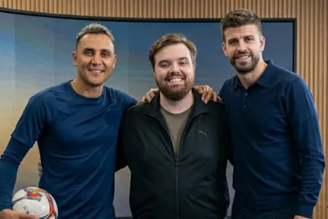 Keylor Navas elegido por Ibai Llanos y Gerard Piqué.