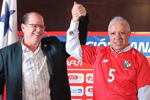 El Tolo fue presentado en Panamá y advirtió a periodistas ‘enemigos’ de la Sele
