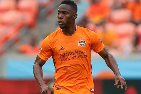 Houston Dynamo anuncia la partida de Maynor Figueroa