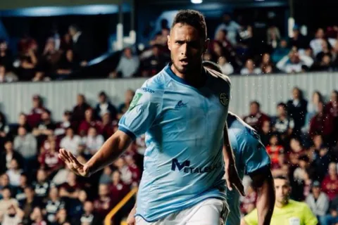 Alex López hunde a Saprissa en Costa Rica y provoca fiesta hasta en Alajuelense
