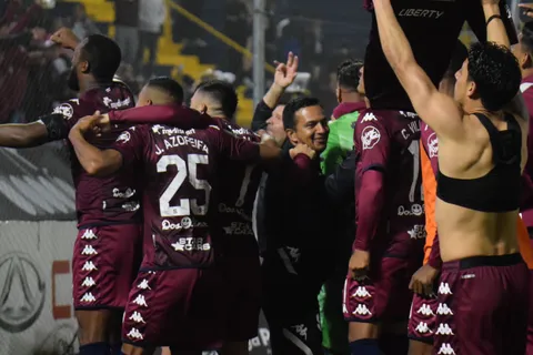 A Saprissa le salió caro ganar la Recopa y Supercopa
