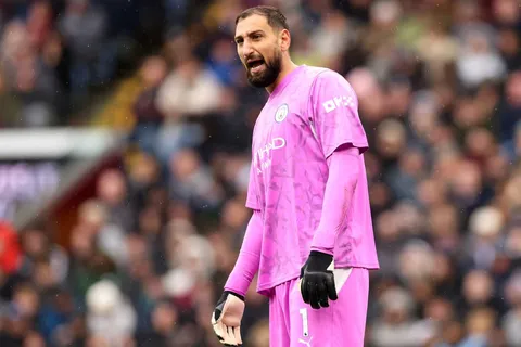 “Es parte de la temporada”: Maresca respalda a Donnarumma tras los errores