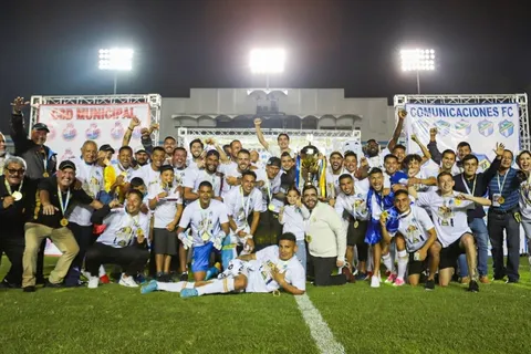 La celebración del Comunicaciones de Guatemala también tiene sello tico