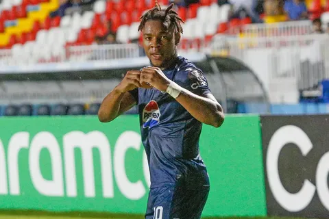 Yeison Mejía con futuro incierto, es buscado por tres clubes y uno no es de Honduras