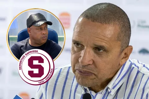 Todo Saprissa arde por la polémica decisión de Erick Lonnis que impacta a Hernán Medford: “Inexplicable”