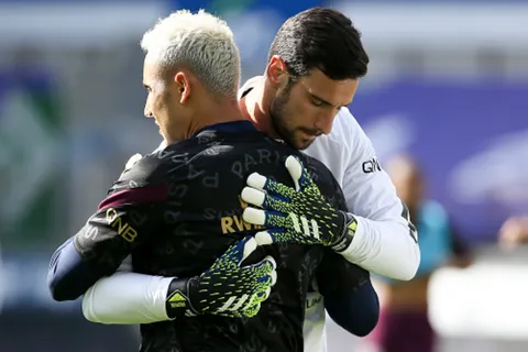 El mensaje de Keylor Navas a Sergio Rico