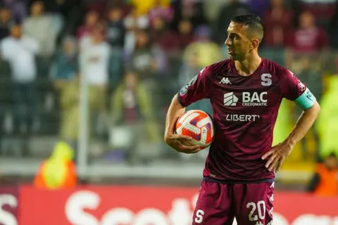 Caso Mariano Torres: un referente de Saprissa y Alajuelense habla de "envidia" antes del clásico