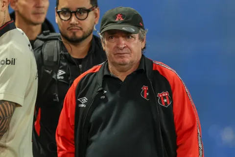 Machillo Ramírez sigue preocupado por Alajuelense.