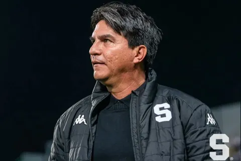 Vladimir Quesada suma dolores de cabeza en Saprissa antes de la Supercopa vs. Herediano