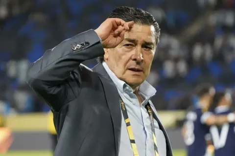seleccion de guatemala-luis fernando tena