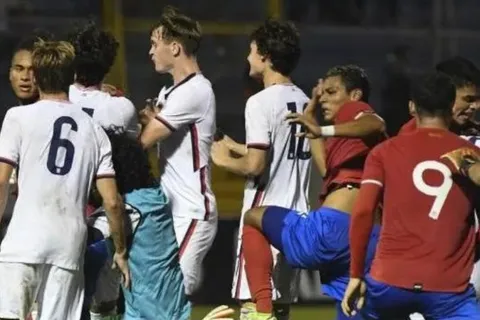 Costa Rica recibe fuerte sanción por la bronca en el juego ante Estados Unidos