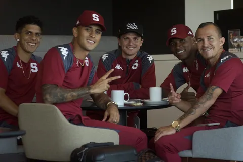 Saprissa juega este martes contra Antigua.