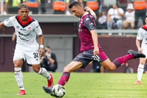 ¿Qué pasa si Saprissa gana, empata o pierde ante Alajuelense por la final de ida del Apertura 2025?