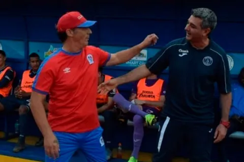 ¿Extrañará a Pedro Troglio? Diego Vásquez dejó una inesperada declaración previo a enfrentar a Olimpia