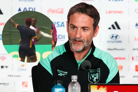 "Sabor agridulce": Thomas Christiansen rompe el silencio tras la pelea entre Cecilio Waterman y José Rodríguez