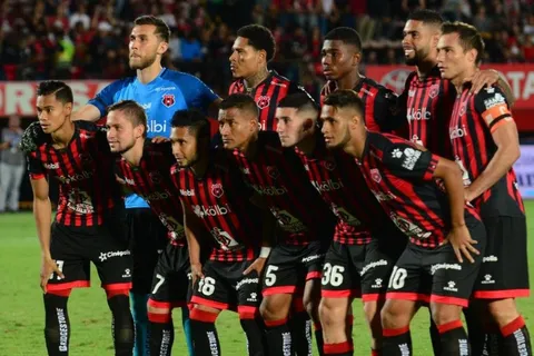 Otro destacado y experimentado legionario cerca de volver a Alajuelense
