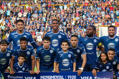Dos figuras de Motagua dejan su futuro en el aire tras coronarse campeones