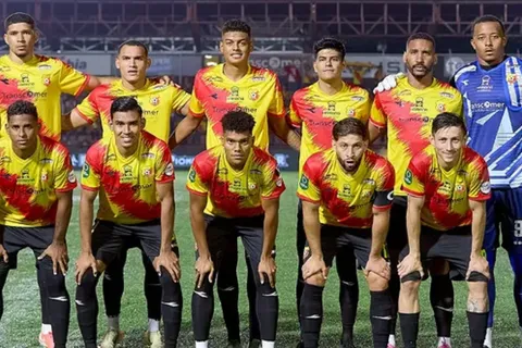 "Las críticas y la soledad": la figura más cuestionada de Herediano sorprende a Jafet Soto con su descargo en plena crisis