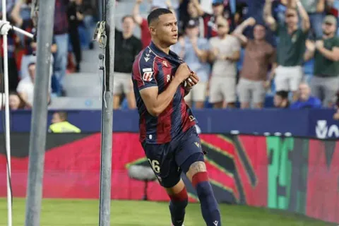 Equipo de élite: Kervin Arriaga consigue dar un gran salto en su carrera tras su primer gol con Levante