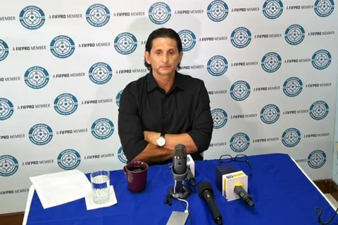 Ronald González denuncia que fue víctima de acoso laboral en Antigua GFC de Guatemala