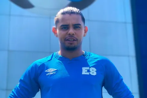 Alexander Larín podría cambiar de equipo