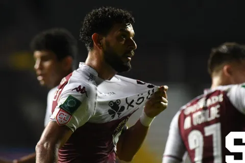 Saprissa cumplió en casa y triunfó sobre el Águila