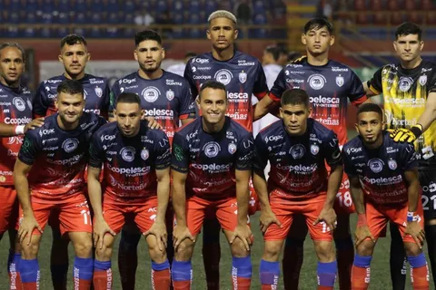 Eduardo Anderson podría salir de San Carlos para el 2024
