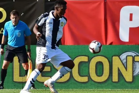Bryan Rochez fue titular en angustioso empate de Nacional