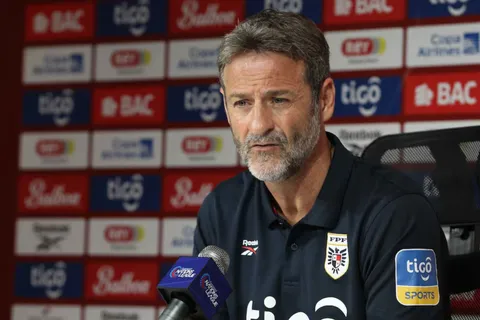 thomas christiansen-seleccion de panama-conferencia de prensa