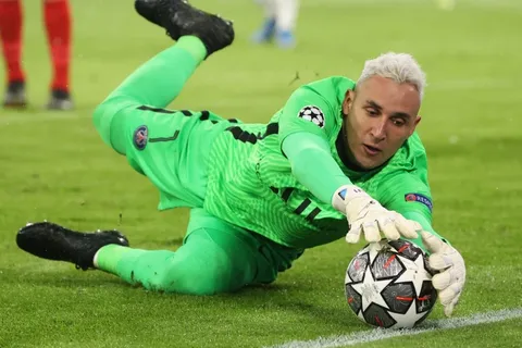 ¿Qué repercusiones podrían venir con la suplencia de Keylor ayer en la UCL?