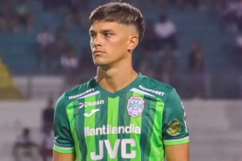 ¿Se va o se queda? La noticia que todo Marathón estaba esperando sobre Brian Farioli