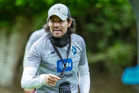 "Le sacamos": el DT de Cartaginés quiere golpear a Saprissa donde más le duele