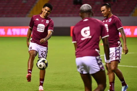 Saprissa sigue la lucha directa contra Alajuelense.