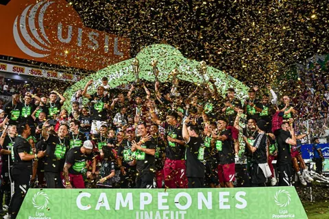 Deportivo Saprissa confirma la renovación de una de sus figuras