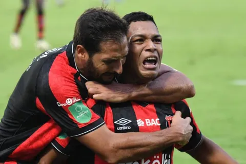 Creichel Pérez vive un difícil momento.