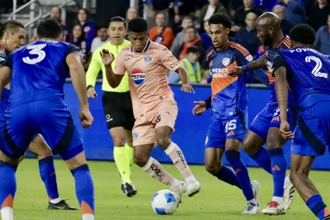 Jorge 'Puchulín' Serrano recibe la noticia que no quería escuchar y Motagua lo lamenta