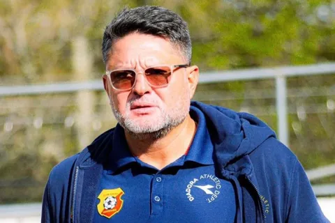 Jafet Soto lo mandó a buscar ritmo en otro equipo.