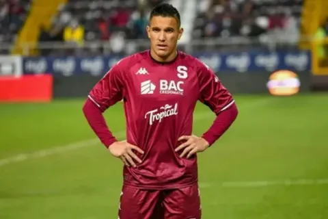 "No se puede": David Guzmán explota y señala culpables tras el empate de Saprissa con San Carlos